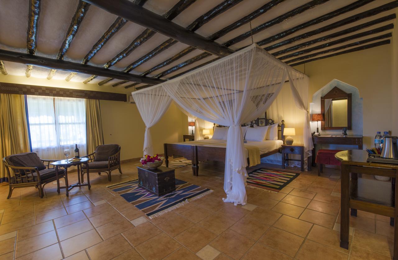 Amani Beach Resort Kutani Kültér fotó