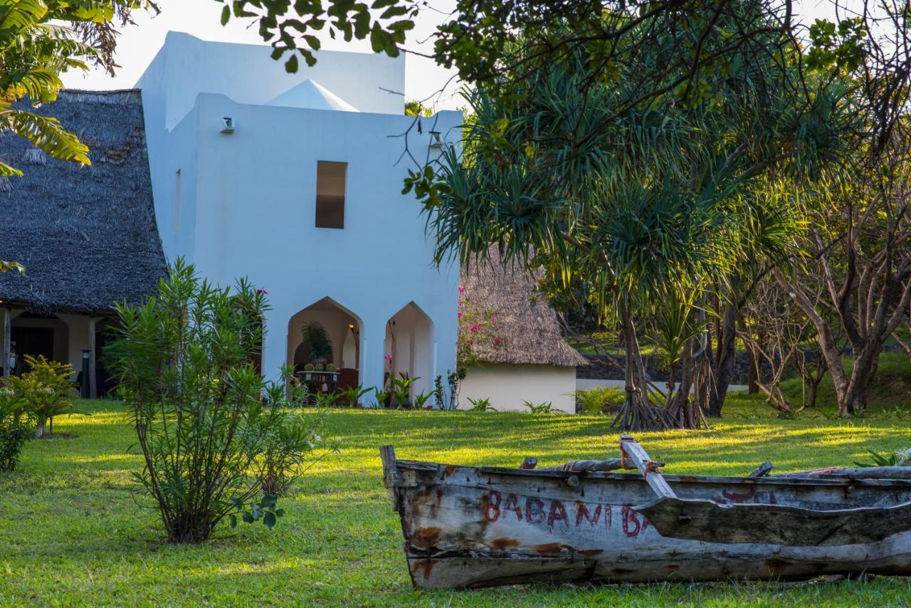 Amani Beach Resort Kutani Kültér fotó
